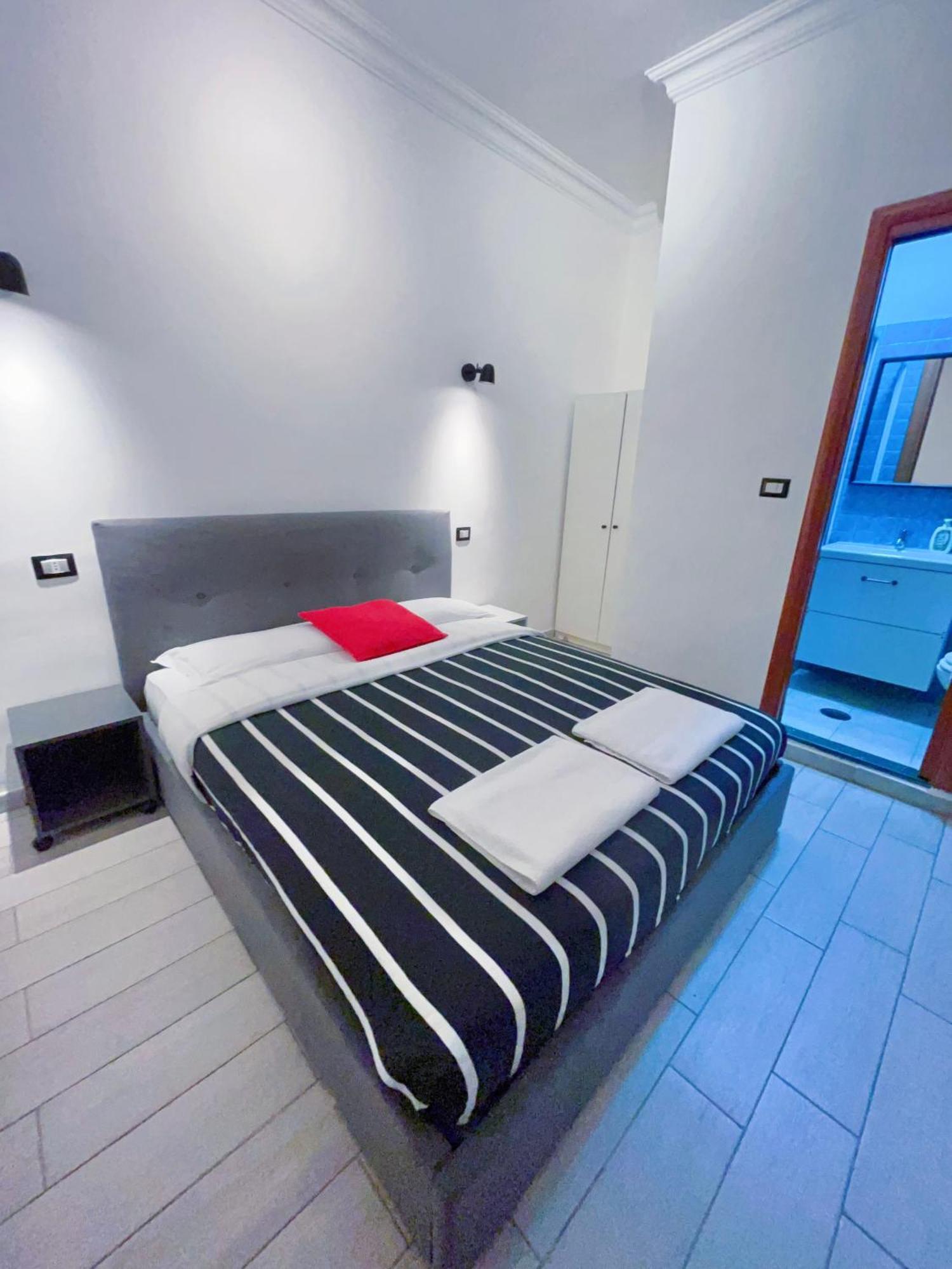 Overseas Guesthouse Rom Exteriör bild