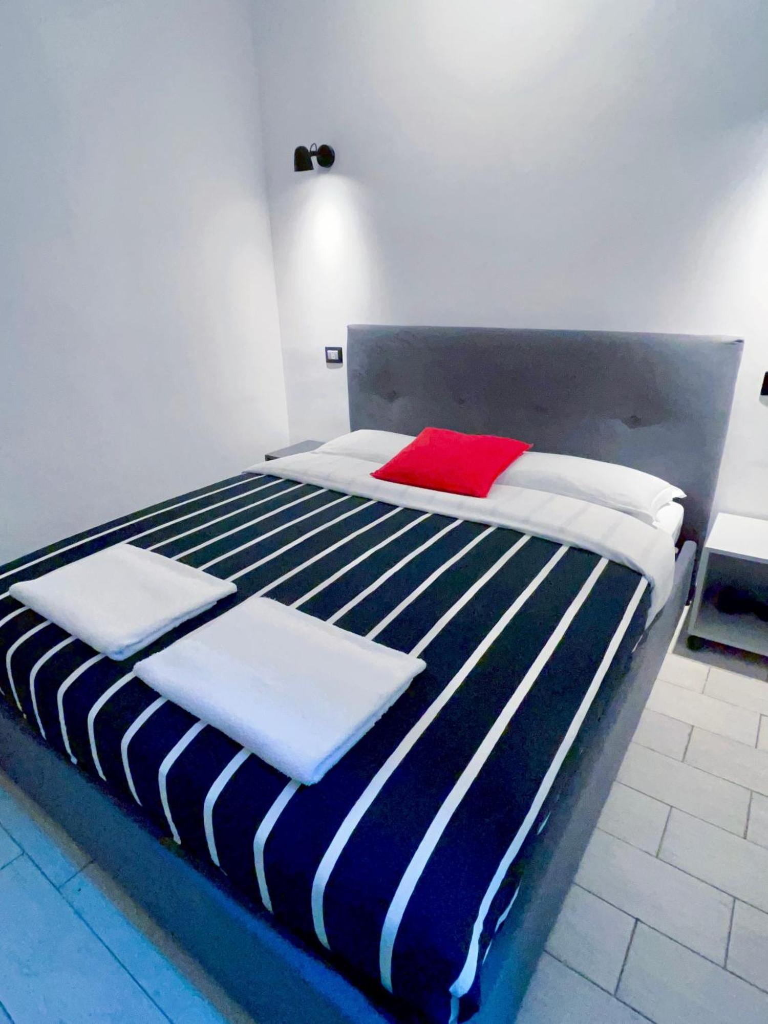Overseas Guesthouse Rom Exteriör bild