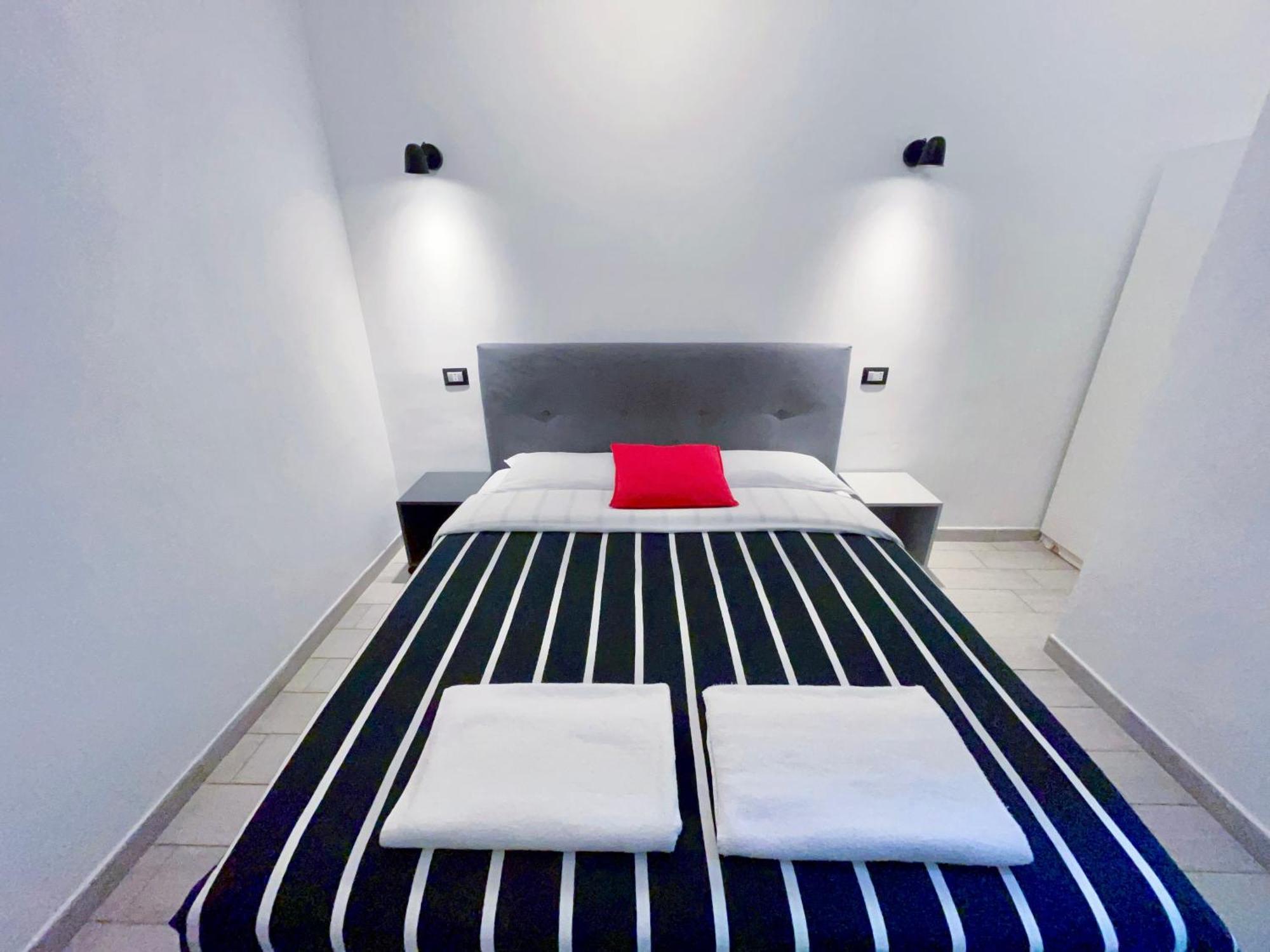 Overseas Guesthouse Rom Exteriör bild